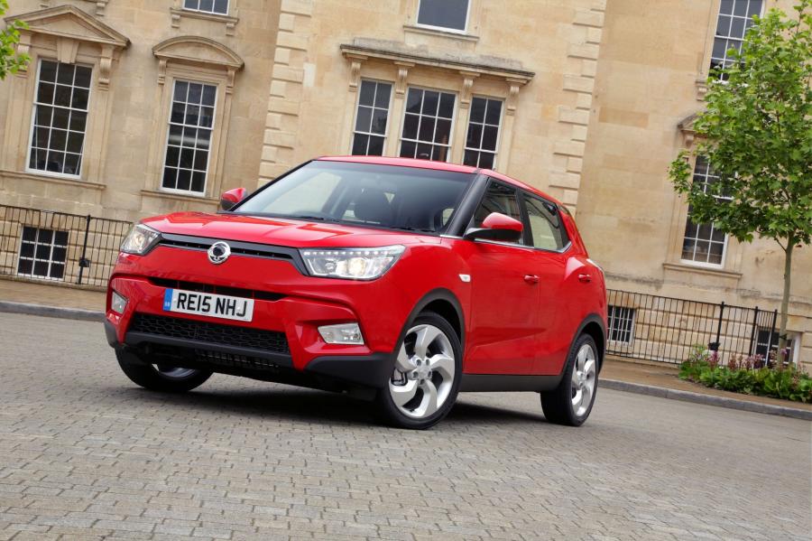  SsangYong Tivoli 2015 года  (UK) (фото 14 из 20)